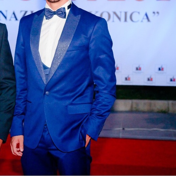 Blue SARAR Suit - Picture 2 of 15